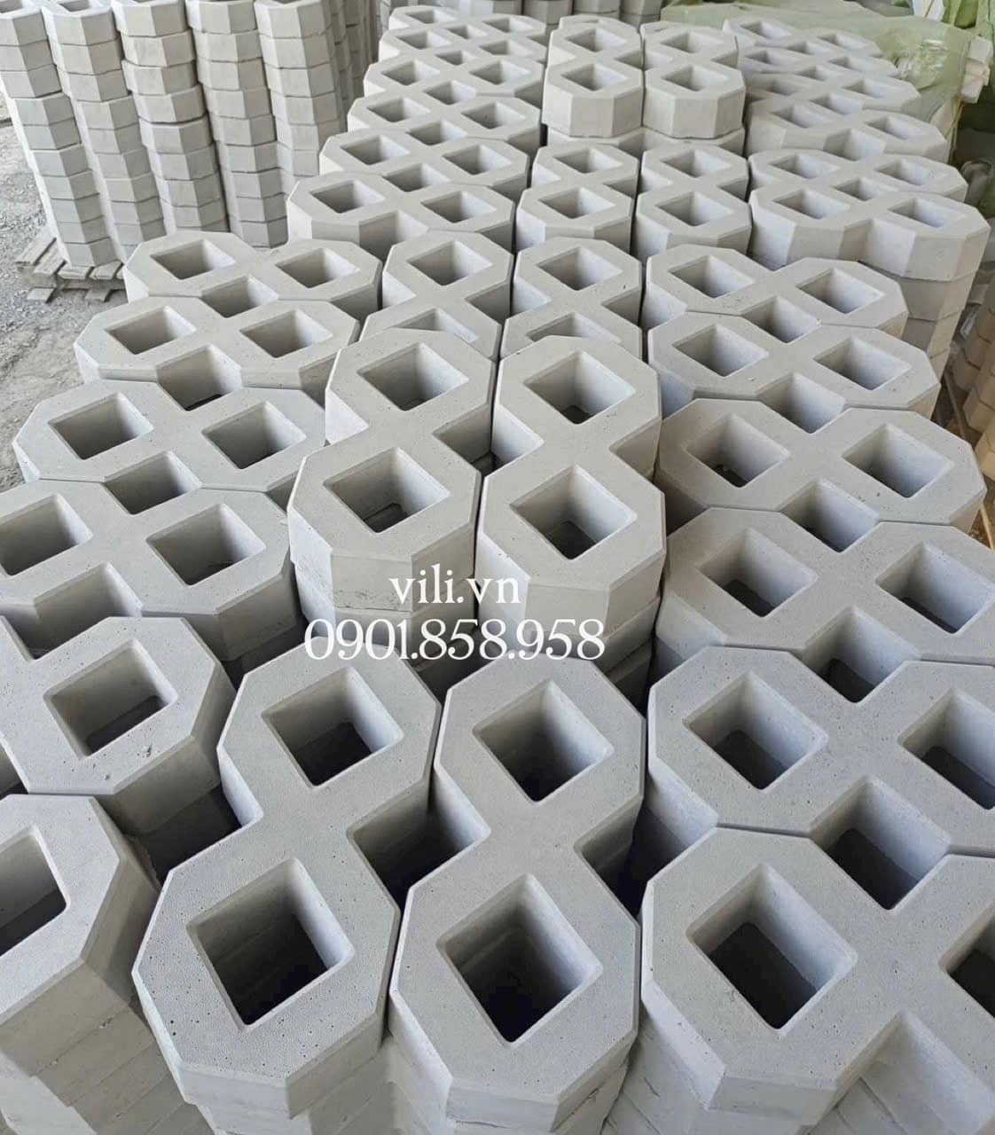 Gạch trồng cỏ số 8 bóng mờ - gạch 2 lỗ