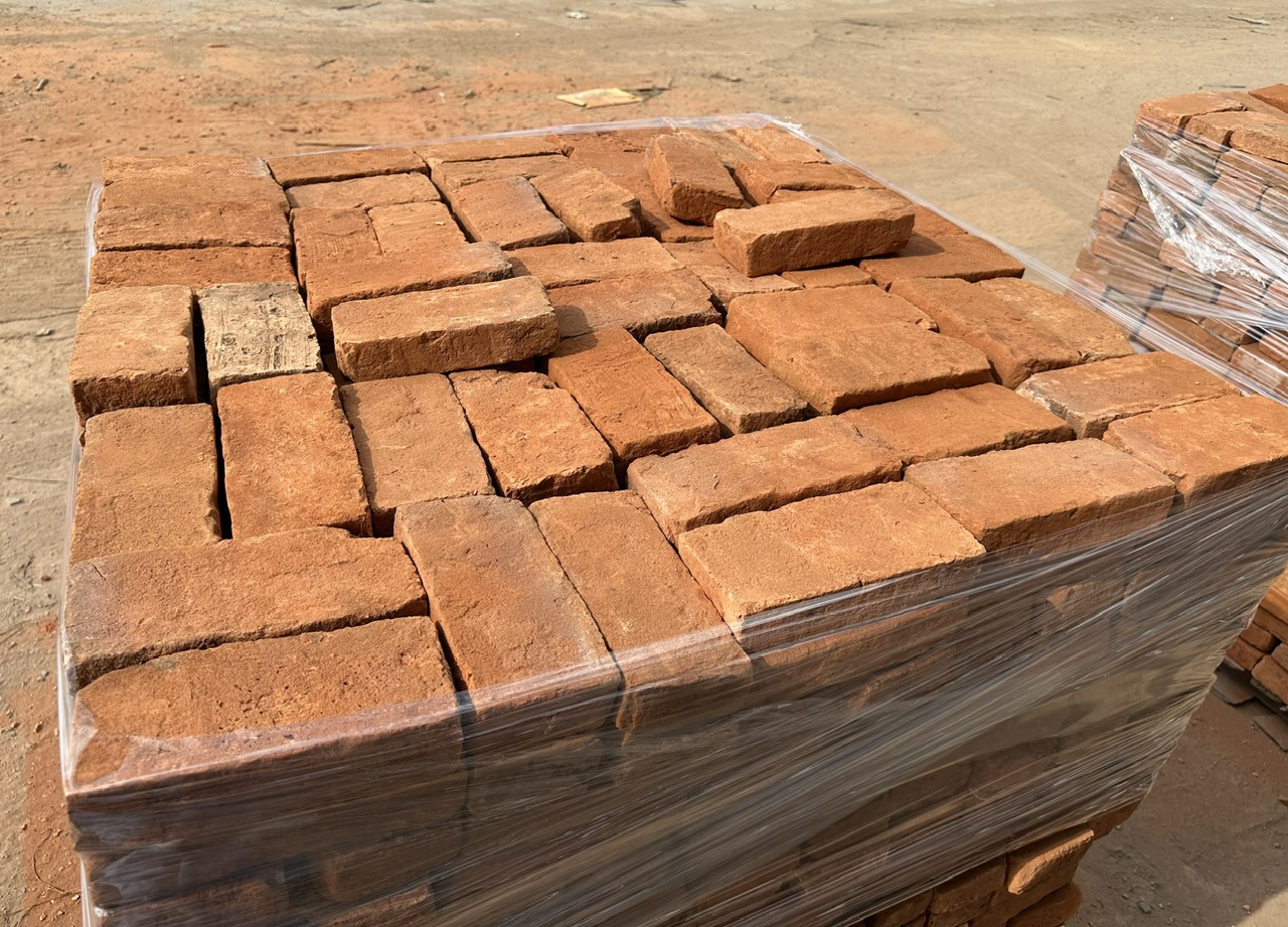 Gạch cổ nguyên viên 10x20x5cm xây tường